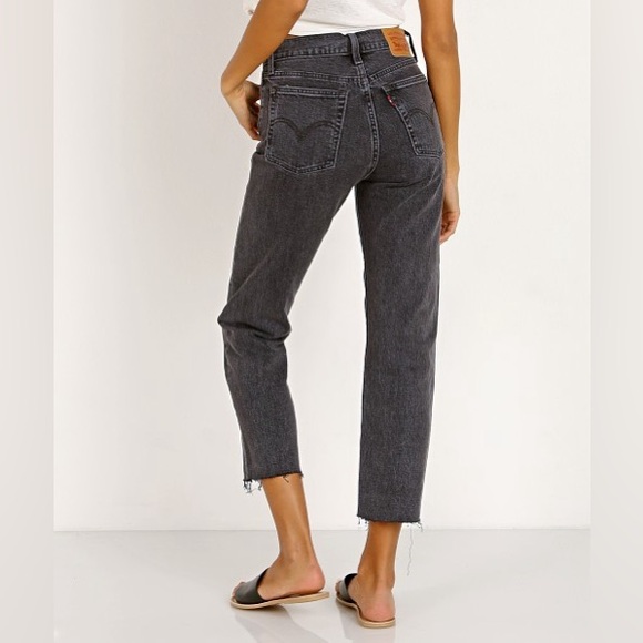 Levi's Wedgie Straight Leg Jean That Girl SIZE 26 - Picture 2 of 13